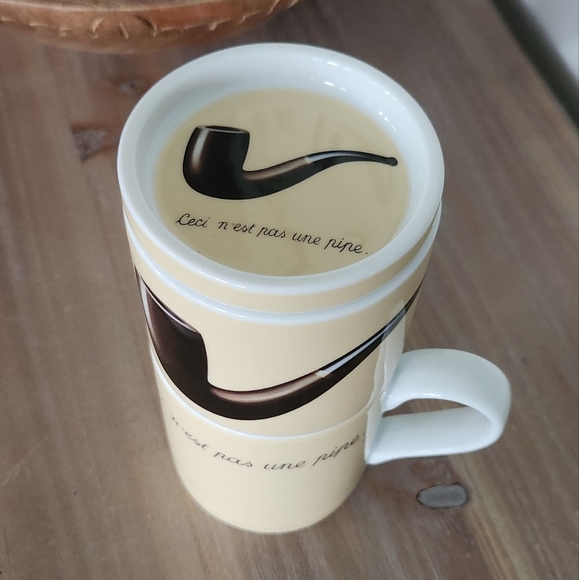 ☕ “The Treachery of Images” Coffee & Tea Mug Set – René Magritte, Rare, Art - Picture 2 of 16